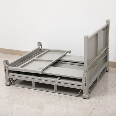 O pó do CE revestiu 4 camadas que empilham gaiolas da pálete do metal